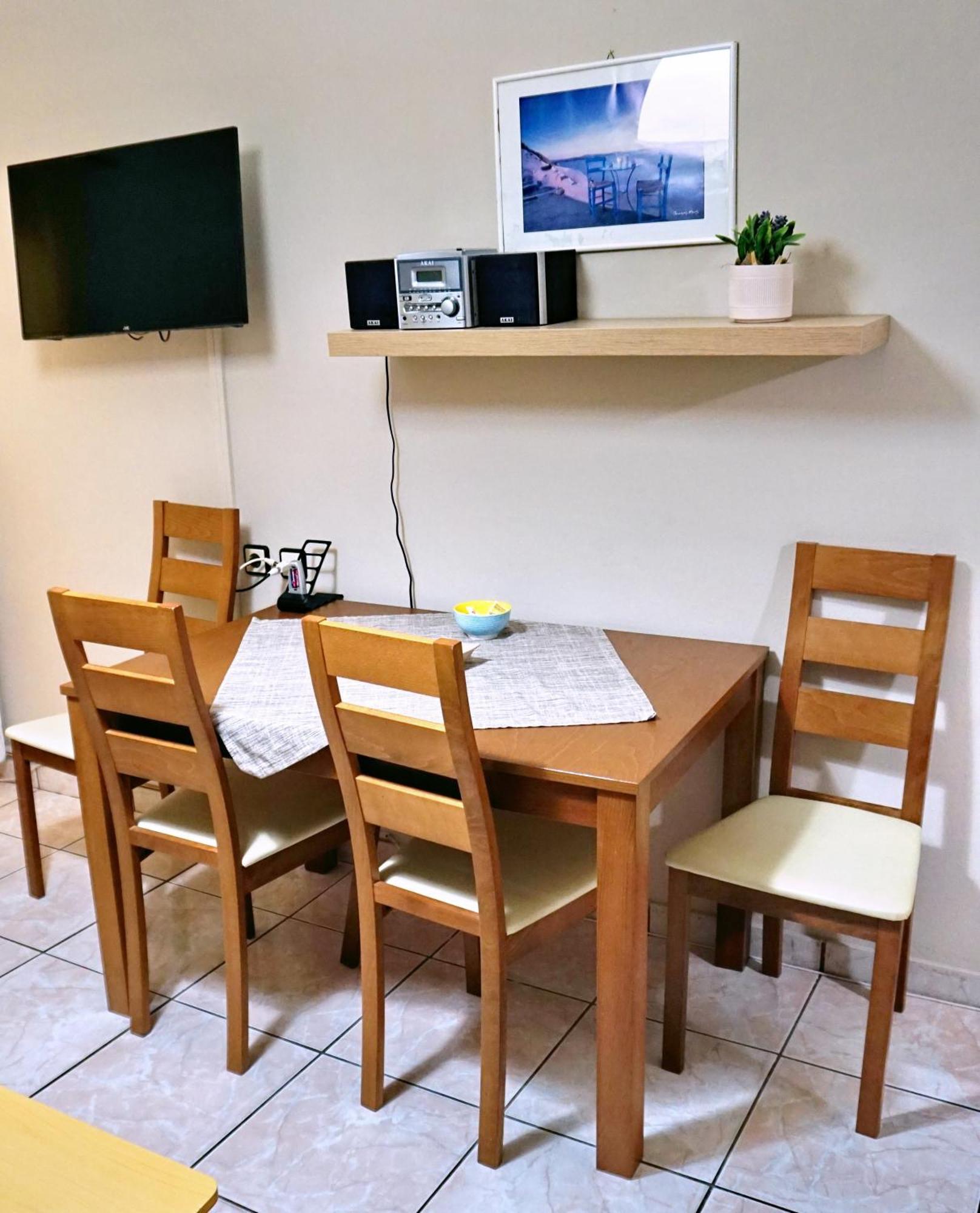 Sourada Studios Mytilíni Kültér fotó